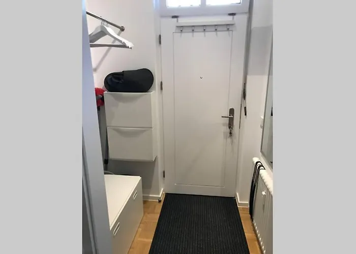 Central, Modern, Mit Grossem Balkon Checkin123